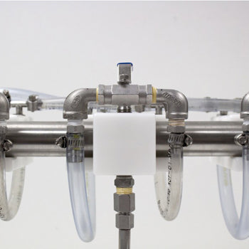 Micro Filling Systems 4 Head Counter Pressure Filler