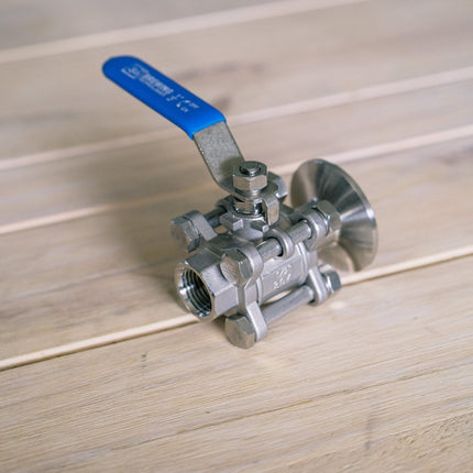 Stainless Ball Valve - 1.5 in T.C. to 1/2 in Female NPT