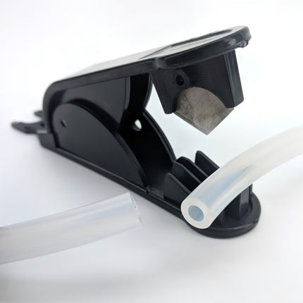 Tube Cutter 2-in-1 w/ Duotight Removal Tool