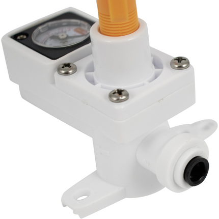 Duotight In-Line Plastic Regulator w/ Integrated Pressure Gauge (0-150 psi) - 6.35 mm