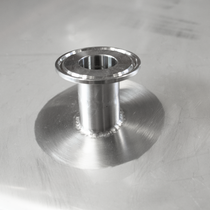 MB - Electric Hot Liquor Tank - 3.5 bbl (4.5 bbl Total) - Cosmetic Defect